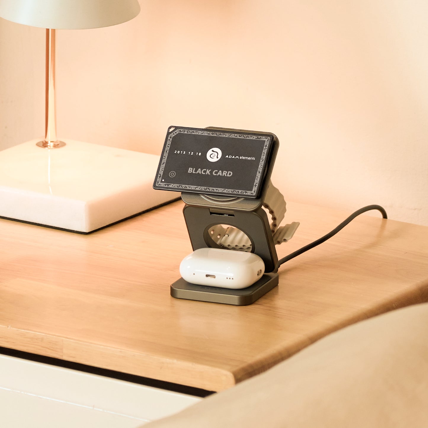 ADAM ELEMENTS AVISTAR C02 Smart Tag Card - Classic Black