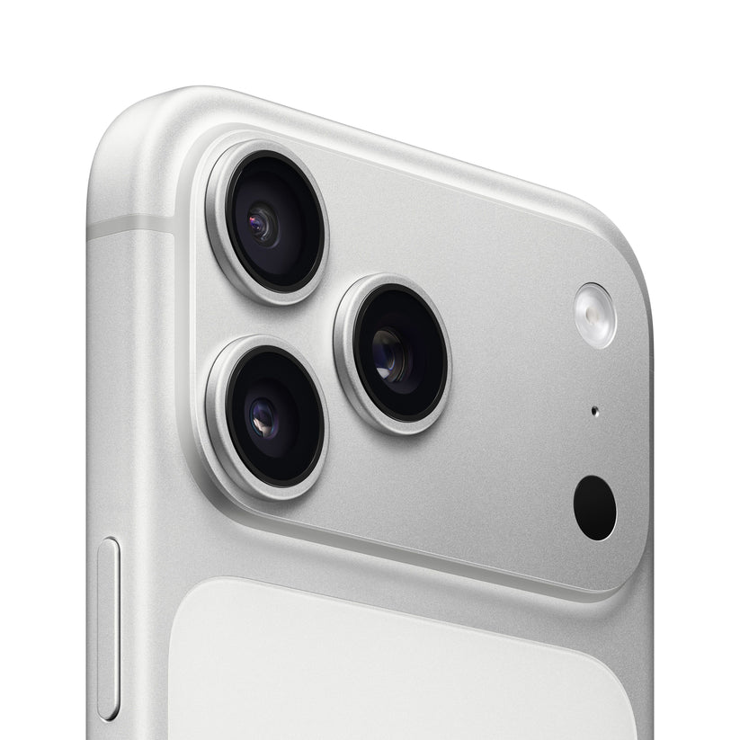 iPhone_17_Pro_Max_Silver_PDP_Image_Position_3__WWEN