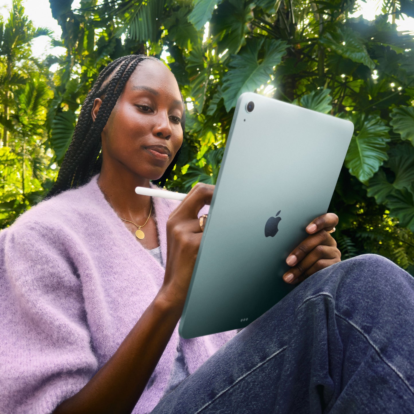 iPad_Air_11_Air_M4_Wifi_Blue_PDP_Image_Position_8__en-US