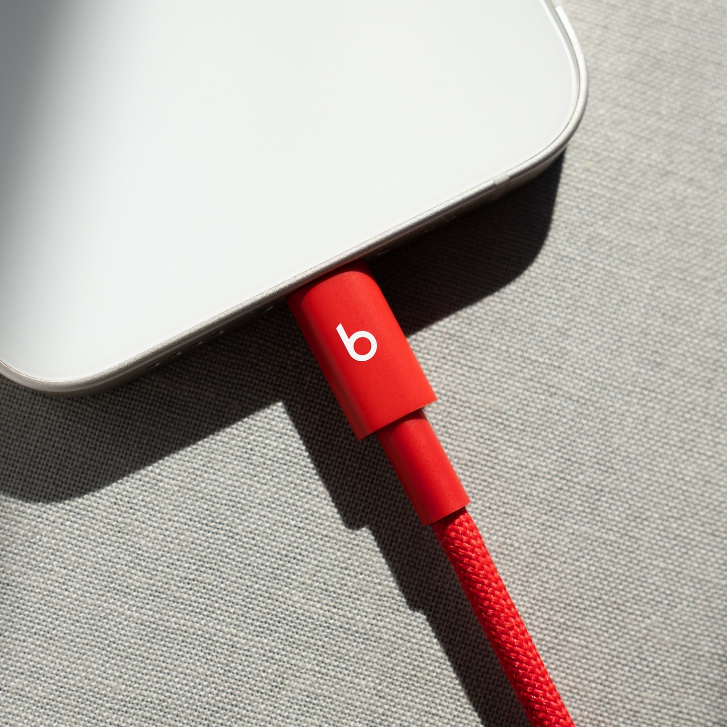 Beats USB-C to Lightning Woven Cable (1.5 m) - Rapid Red