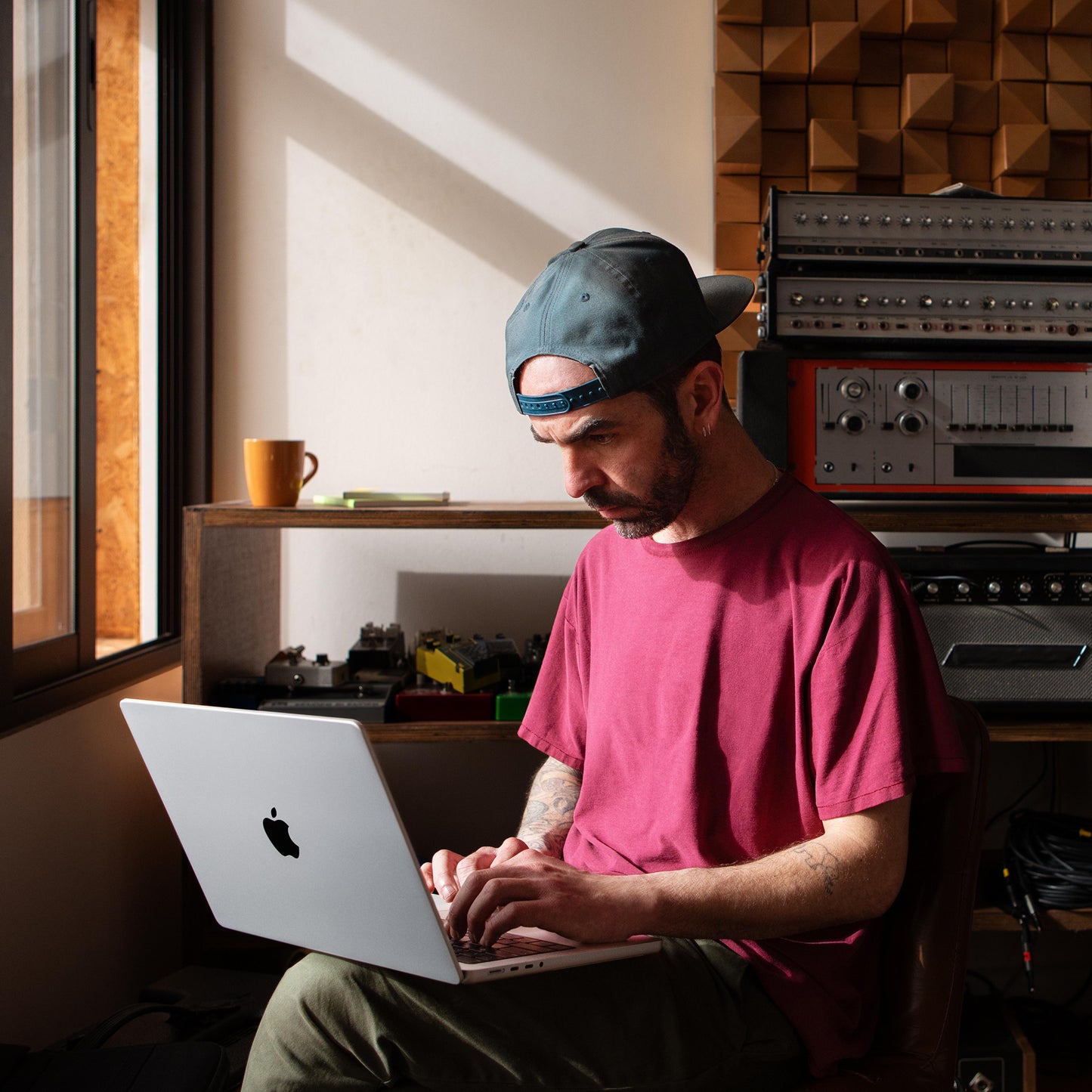 "16-inch MacBook Pro: Apple M2 Max chip with 12-core CPU and 38-core GPU, 1TB SSD - Silver"